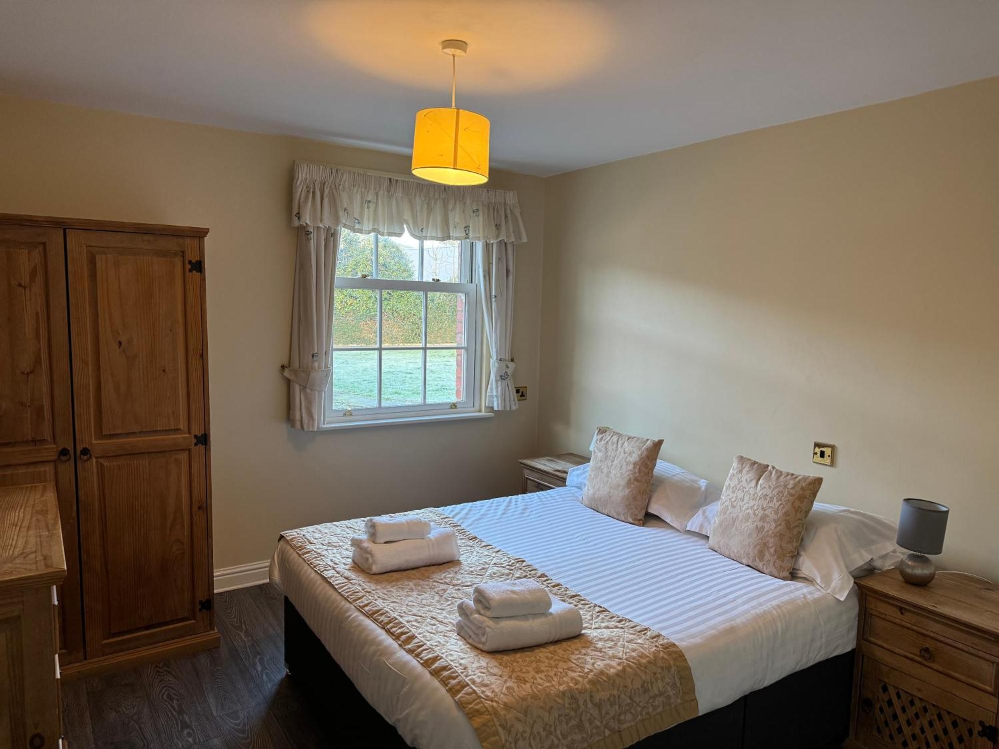 Netley Hall Dorrington エクステリア 写真