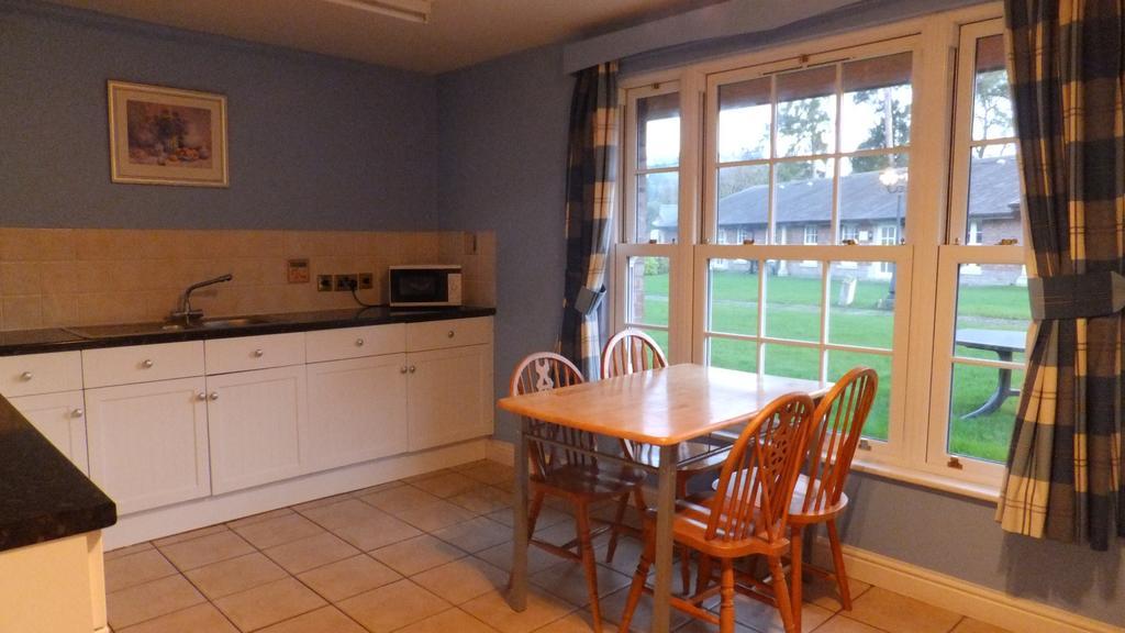 Netley Hall Dorrington エクステリア 写真